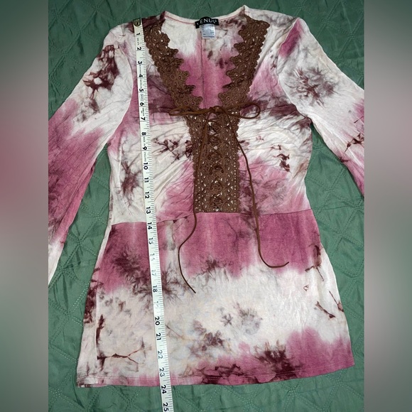 VENUS Tie-Dye Lace-Up Fantasy Top, size Small, NWOT - Picture 7 of 8